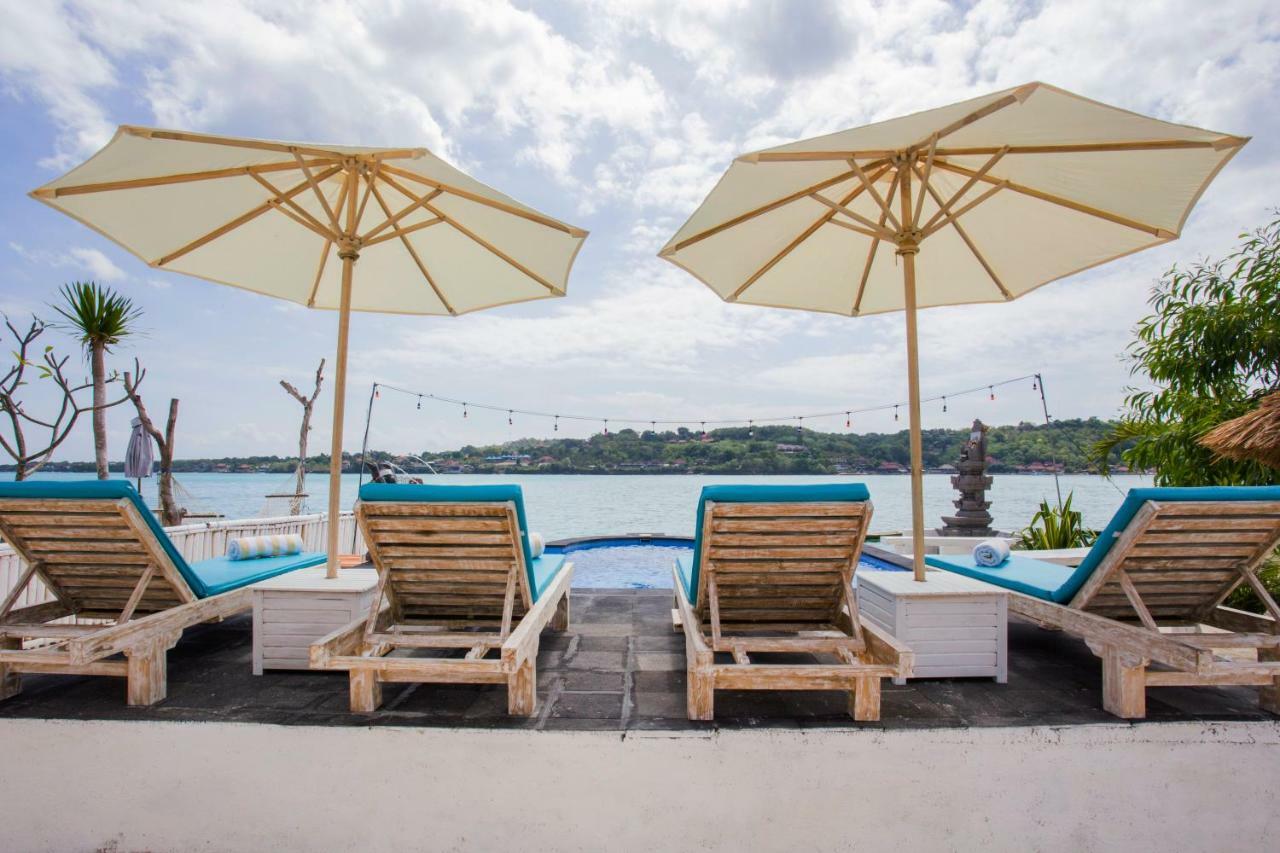 The Waterfront House Hotel Nusa Lembongan
