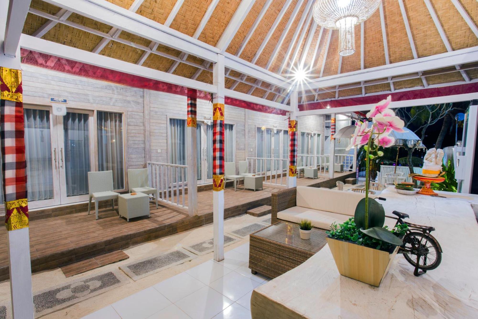 The Waterfront House 3* Nusa Lembongan